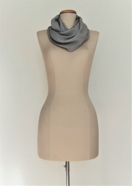 Vintage Daisy Silk Scarf