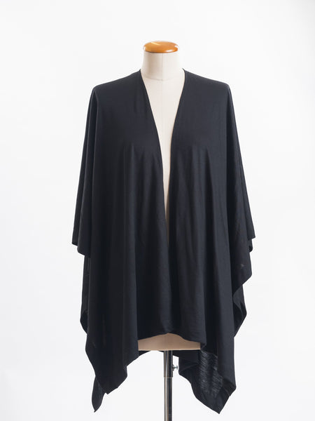 The easy to wear Muse Bamboo wrap adds an instant "dressed" look to the most simple outfit!