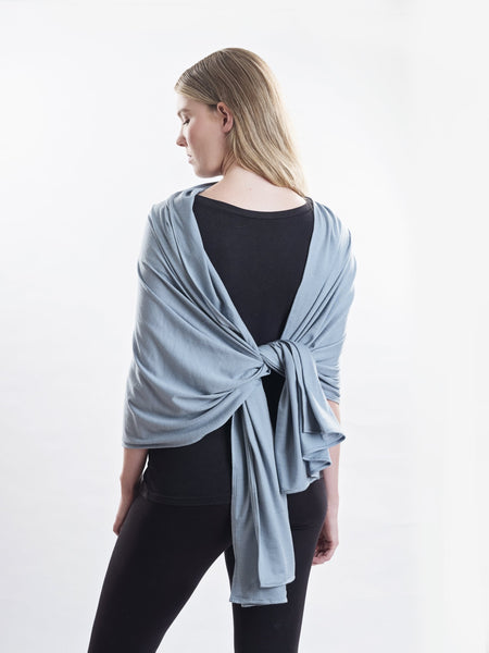 Tie Paris at the back for this elegant look, stunning! 