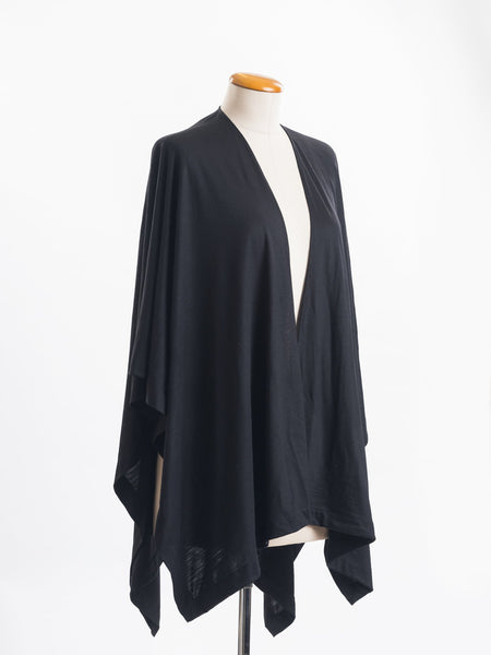The Muse Bamboo Wrap is super flattering from all angles, the shaped hemline is particularly elongating. 